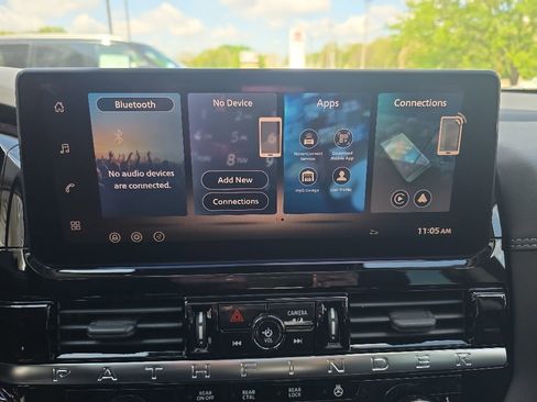 New 2026 Nissan Pathfinder Platinum AWD/4WD image 25