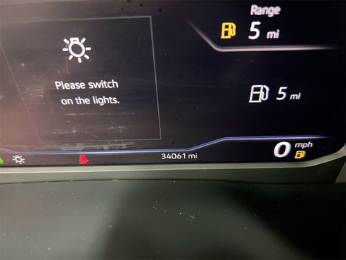 Used 2023 Volkswagen Atlas SE image 12