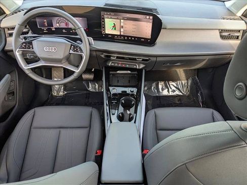New 2026 Audi Q3 quattro 2.0T AWD/4WD image 14