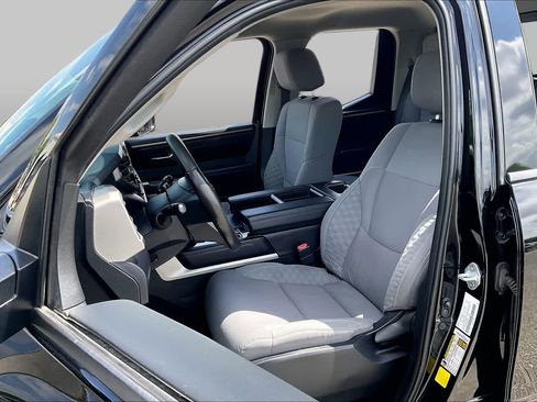 Used 2023 Toyota Tundra SR5 AWD/4WD image 9
