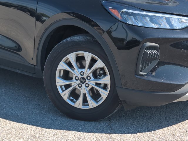 Used 2025 Ford Escape Active FWD image 2