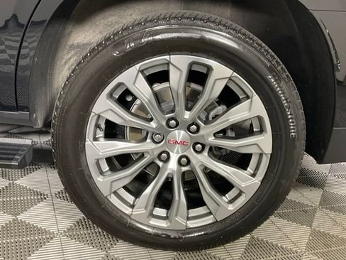 Used 2024 GMC Yukon Denali w/ Denali Reserve Package AWD/4WD image 35