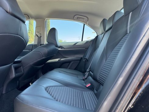 Used 2024 Toyota Camry SE image 17