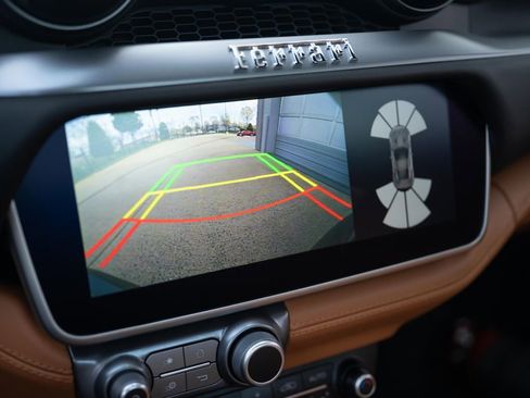 Certified 2019 Ferrari Portofino image 46