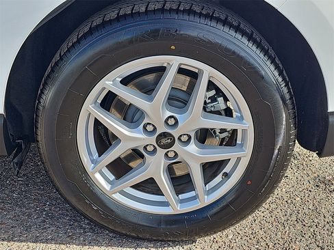 Used 2024 Ford Edge SEL image 32