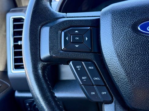 Used 2017 Ford F150 XLT w/ Equipment Group 302A Luxury image 38