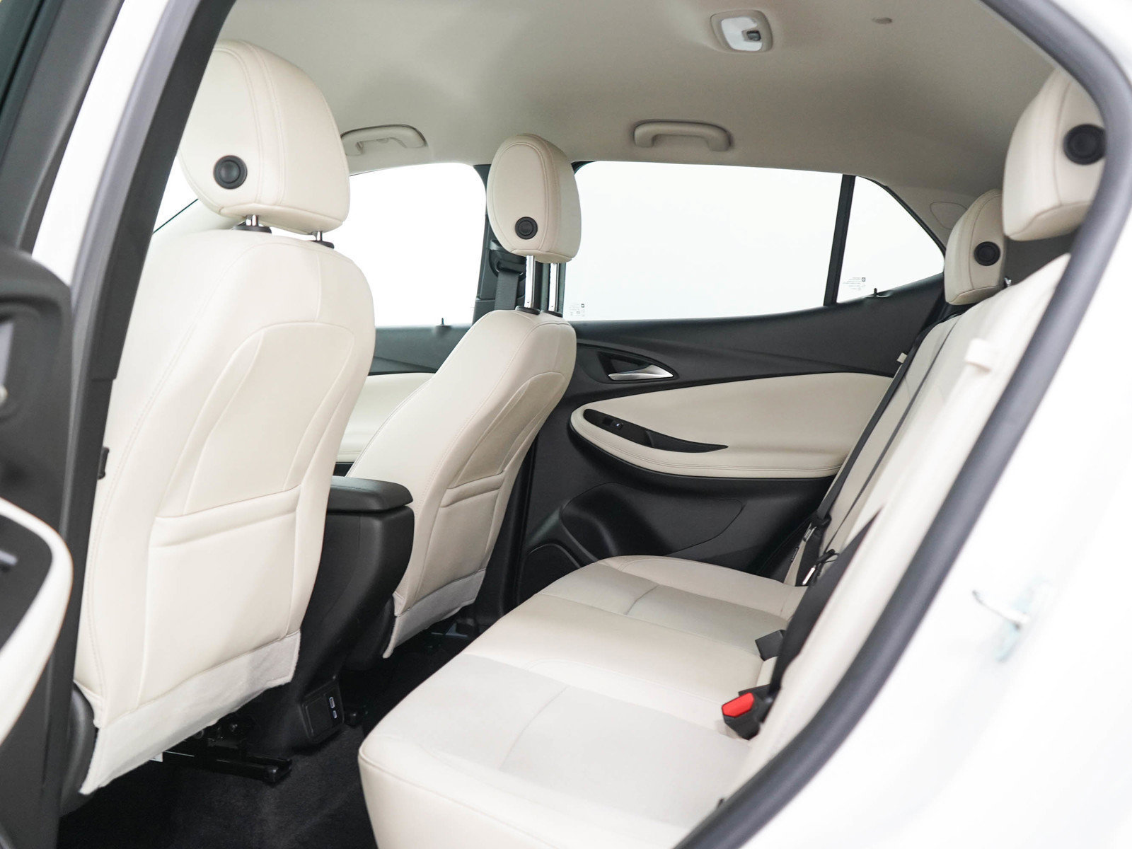 Used 2024 Buick Encore GX Preferred FWD image 17