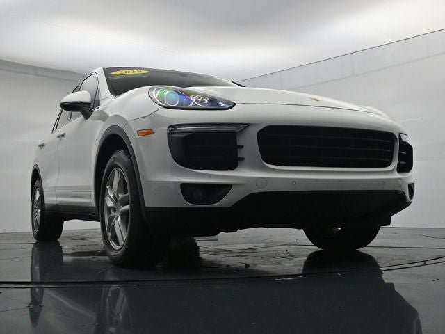 Used 2018 Porsche Cayenne AWD/4WD image 32