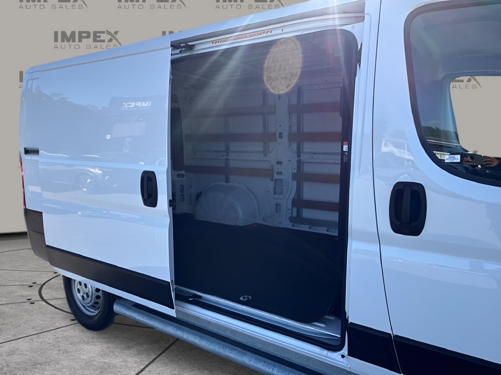 Used 2025 RAM ProMaster 2500 w/ U-Haul Equipment Group FWD image 26