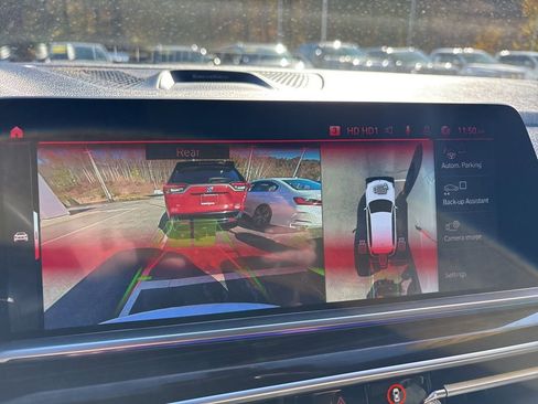 Used 2019 BMW X5 xDrive50i w/ M Sport Package image 23