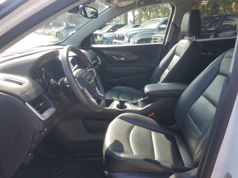 Used 2023 GMC Terrain SLE w/ Driver Convenience Package FWD image 15