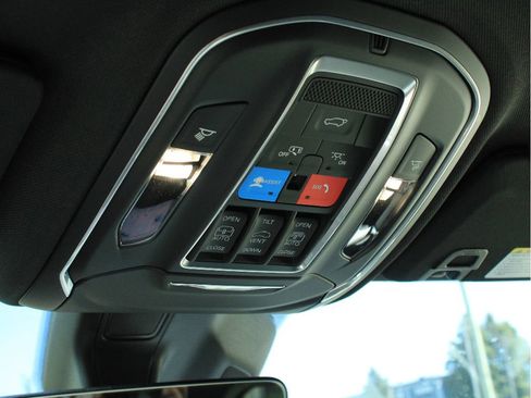 New 2026 Jeep Grand Cherokee Limited AWD/4WD image 17