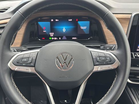 Used 2026 Volkswagen Atlas SE AWD/4WD image 18