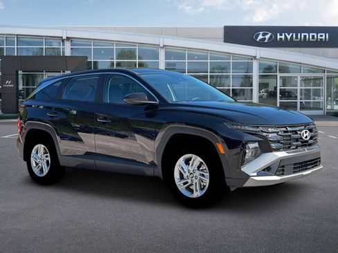 New 2026 Hyundai Tucson SE image 10