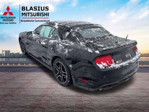 Used 2022 Ford Mustang GT Premium image 9
