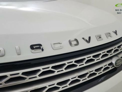 Used 2019 Land Rover Discovery HSE Luxury AWD/4WD image 16
