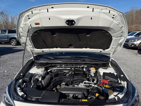 Used 2022 Subaru Crosstrek 2.5i Sport w/ Moonroof Package image 31