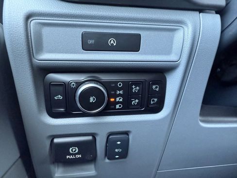 New 2025 Ford F150 XLT w/ Equipment Group 303A High image 43