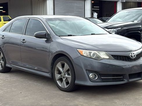 Used 2022 Kia Forte LXS w/ LXS Technology Package image 2