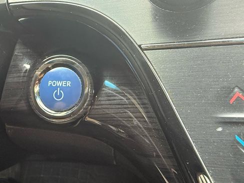 Used 2013 Toyota Avalon XLE Touring FWD image 26