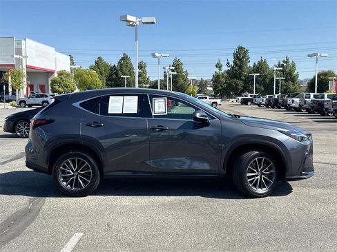 Used 2025 Lexus NX 250 FWD image 3