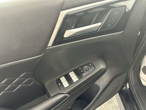 Used 2024 Mitsubishi Outlander SEL Black Edition image 17