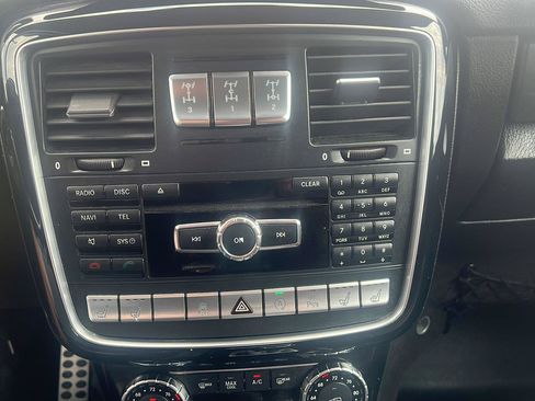 Used 2016 Mercedes-Benz G 550 image 25