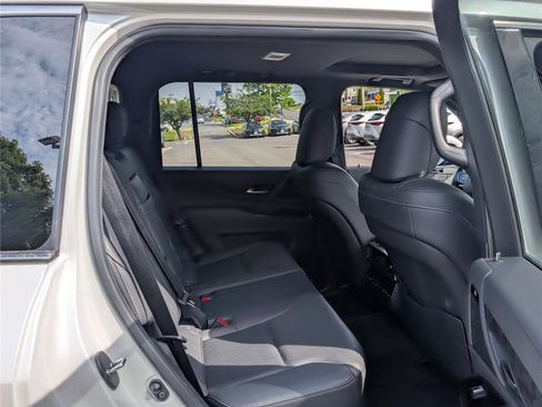 Used 2023 Lexus LX 600 4WD w/ Interior Upgrade Package image 12