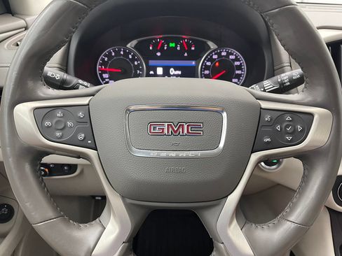 Used 2020 GMC Terrain Denali w/ Denali Premium Package AWD/4WD image 21