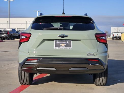 New 2026 Chevrolet Trax ACTIV w/ Sunroof Package image 8