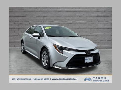 Used 2024 Toyota Corolla LE FWD image 1