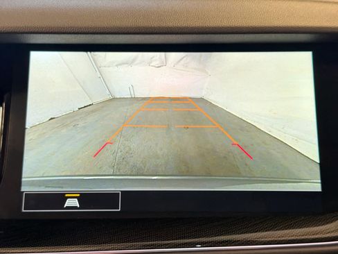 Used 2023 Buick Envision Essence image 51