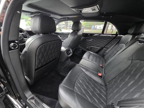 Used 2017 Bentley Mulsanne RWD image 87