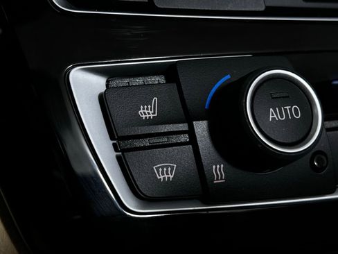 Used 2019 BMW 430i Convertible w/ M Sport Package image 24