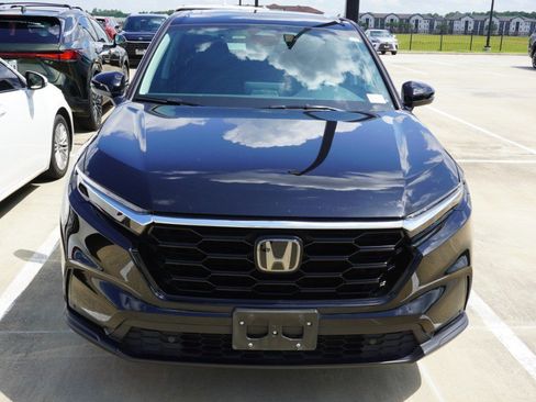 Used 2024 Honda CR-V EX-L image 2
