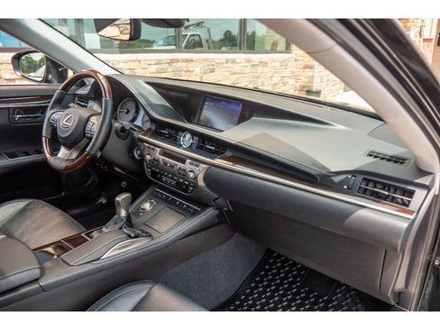 Used 2018 Lexus ES 350 FWD image 15