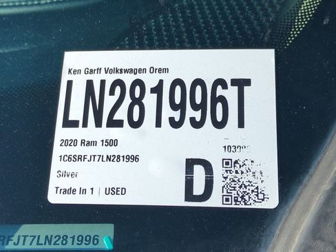 Used 2020 RAM 1500 Laramie w/ Off Road Group image 33