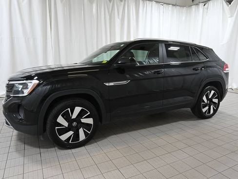 Used 2024 Volkswagen Atlas Cross Sport SE AWD/4WD image 8