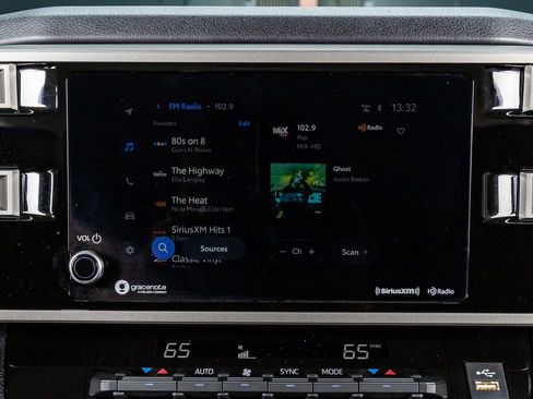 Used 2022 Toyota Tundra SR5 image 24