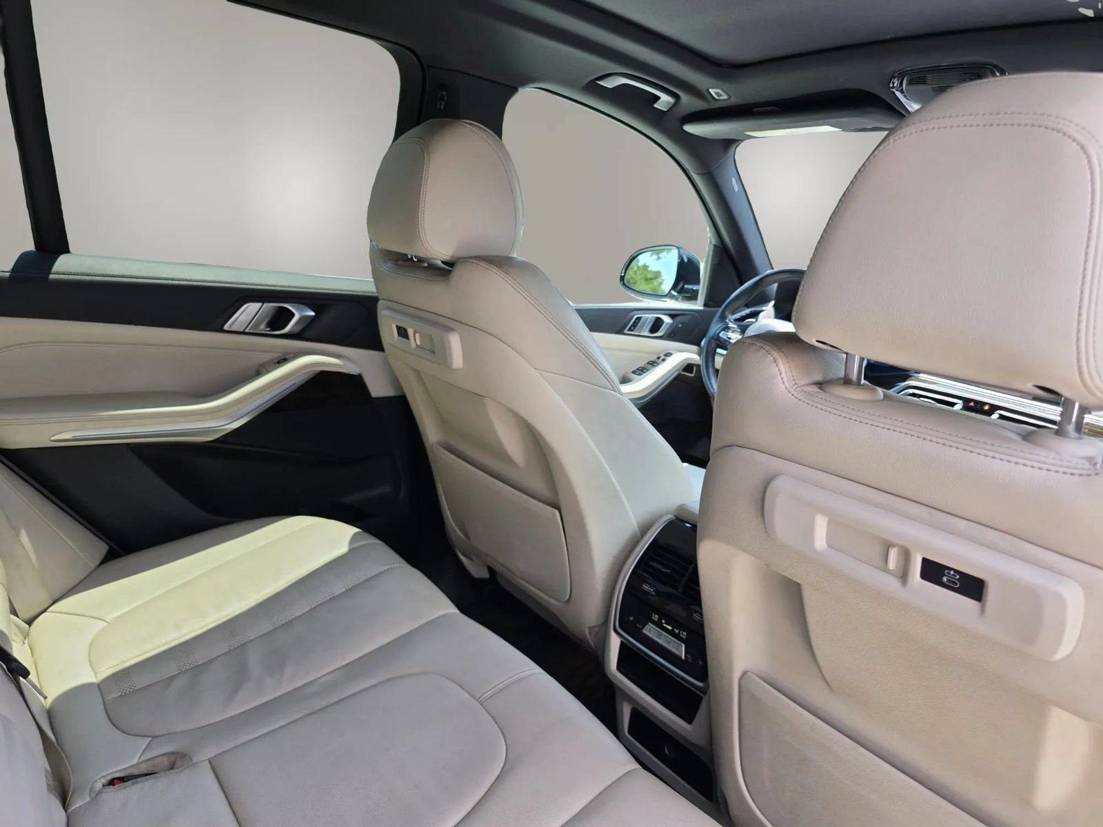 Used 2020 BMW X5 sDrive40i w/ Convenience Package RWD image 32