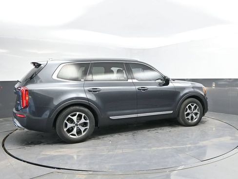 Used 2020 Kia Telluride EX w/ Towing Package AWD/4WD image 2