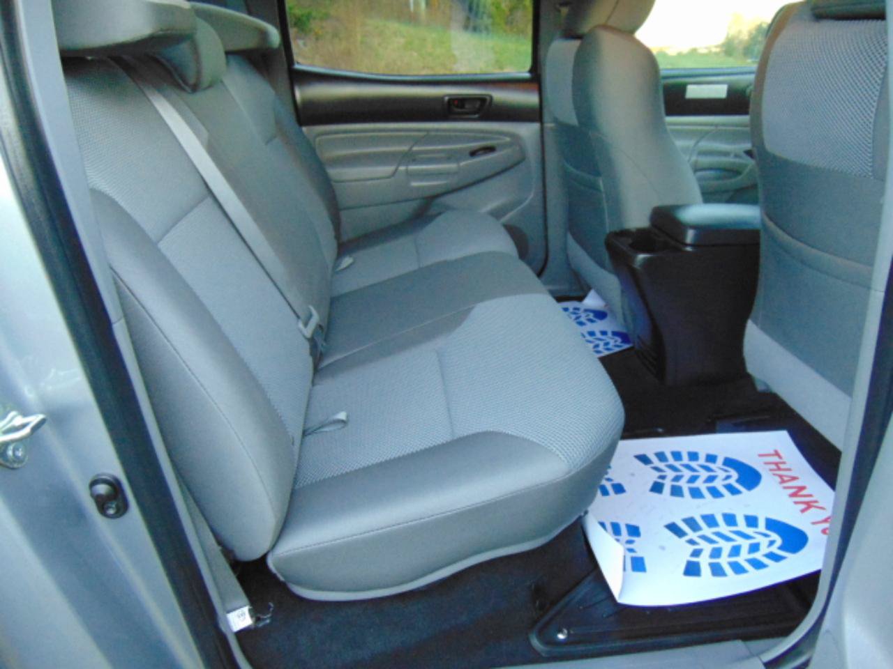 Used 2014 Toyota Tacoma 4x4 Double Cab w/ TRD Off-Road Package image 9