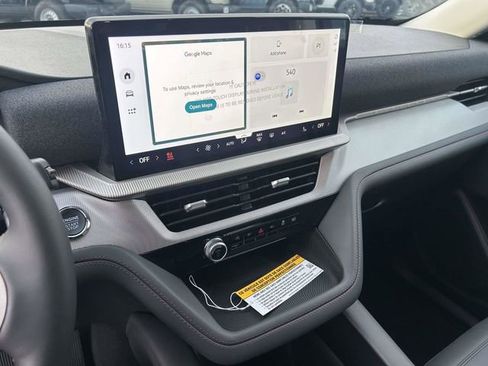 New 2026 Ford Explorer Active w/ Active Comfort Package image 9