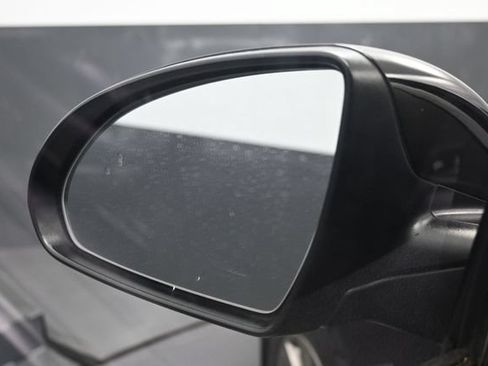 Used 2018 Kia Optima S FWD image 5