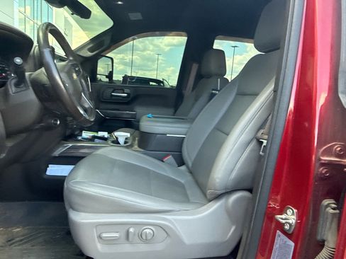 Used 2022 Chevrolet Silverado 2500 LTZ w/ LTZ Premium Package AWD/4WD image 4
