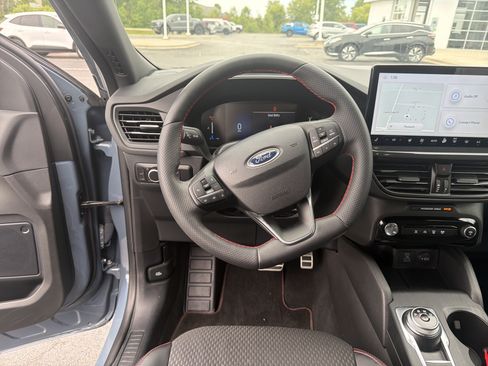 Used 2023 Ford Escape ST-Line w/ Tech Pack #1 AWD/4WD image 27