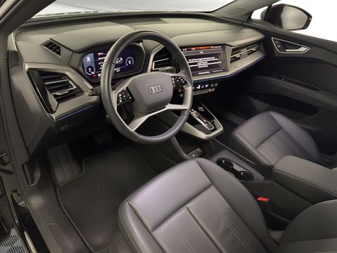 Certified 2023 Audi Q4 e-tron Premium Plus w/ Premium Plus RWD image 4