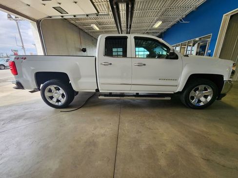 Used 2018 Chevrolet Silverado 1500 LTZ w/ Sport Package image 5
