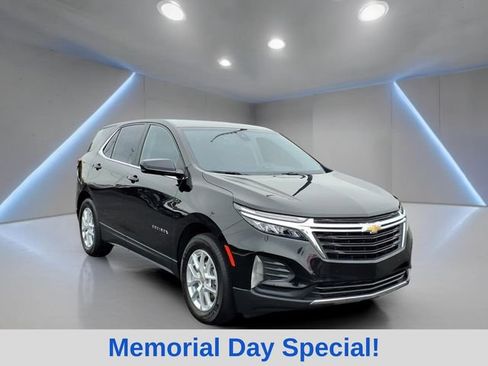 Used 2024 Chevrolet Equinox LT FWD image 1