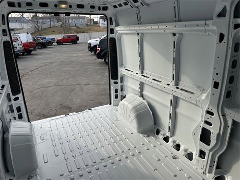 Used 2025 RAM ProMaster 2500 image 13
